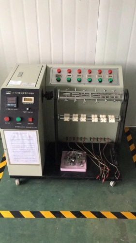 Data line swing tester